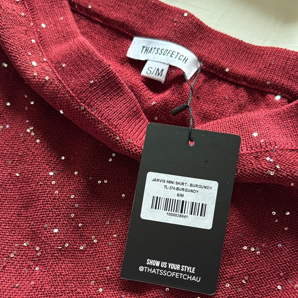 THAT’S SO FETCH Jarvis Long Sleeve Elegant Red Off-Shoulder Top+Skirt Set - Picture 5 of 5